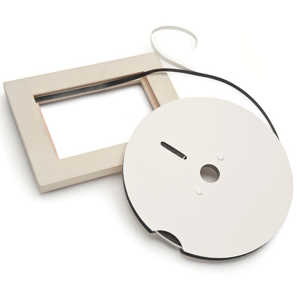 Lineco Foam Rabbet Tape – Αυτοκόλλητη ταινία αφρού για πατούρα κορνίζας