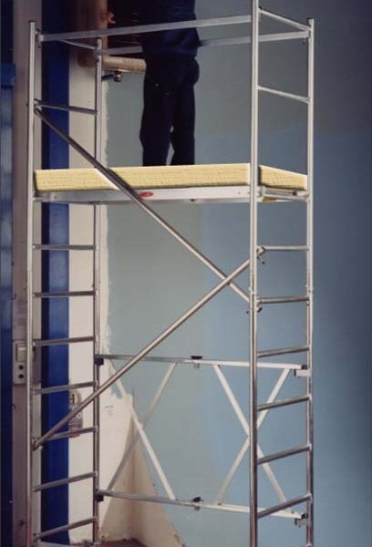 Profal ROLLER – Πτυσσόμενη σκαλωσιά αλουμινίου EN 1004 (Folding Aluminium Scaffold)